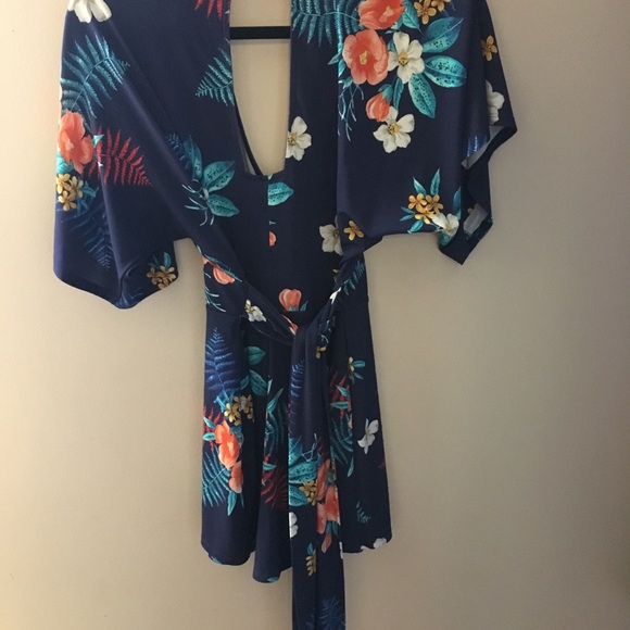 Express Romper - Picture 3 of 6